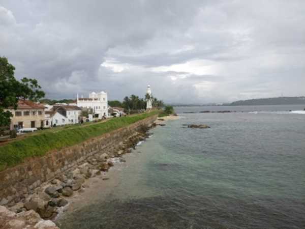 निवेश करने के इच्छुक पर्यटकों को लंबी अवधि के लिए वीजा जारी करेगा श्रीलंका